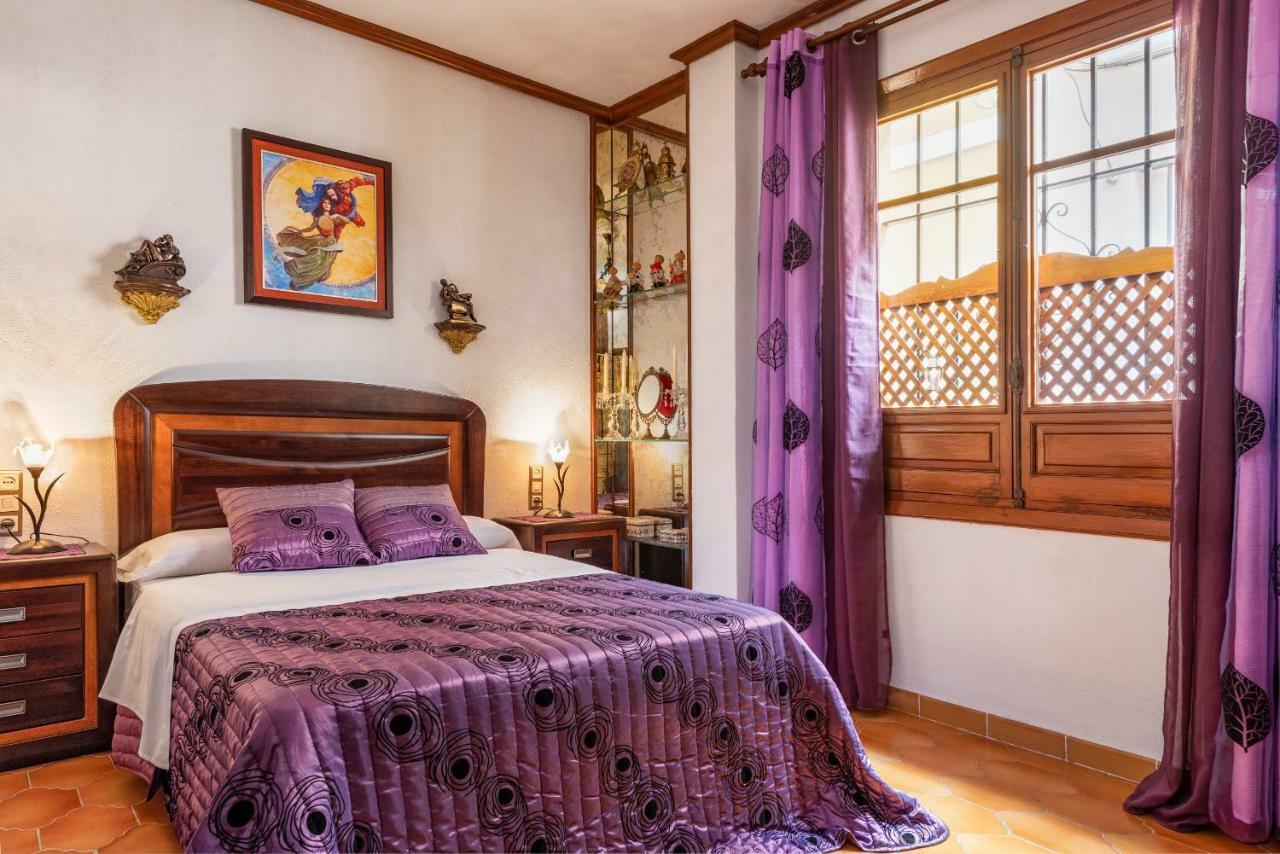 Hsh Suites Barrio Santa Cruz เซบีญา ภายนอก รูปภาพ